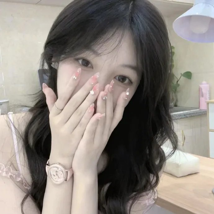 半岛少女 海报